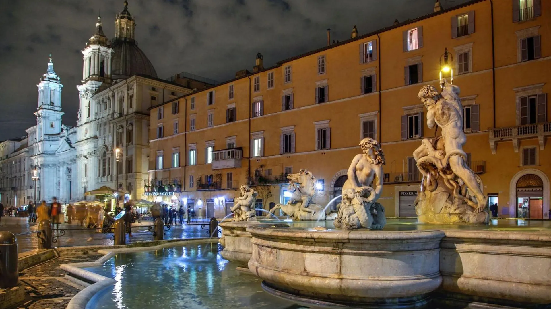 Navona Domitia Home location